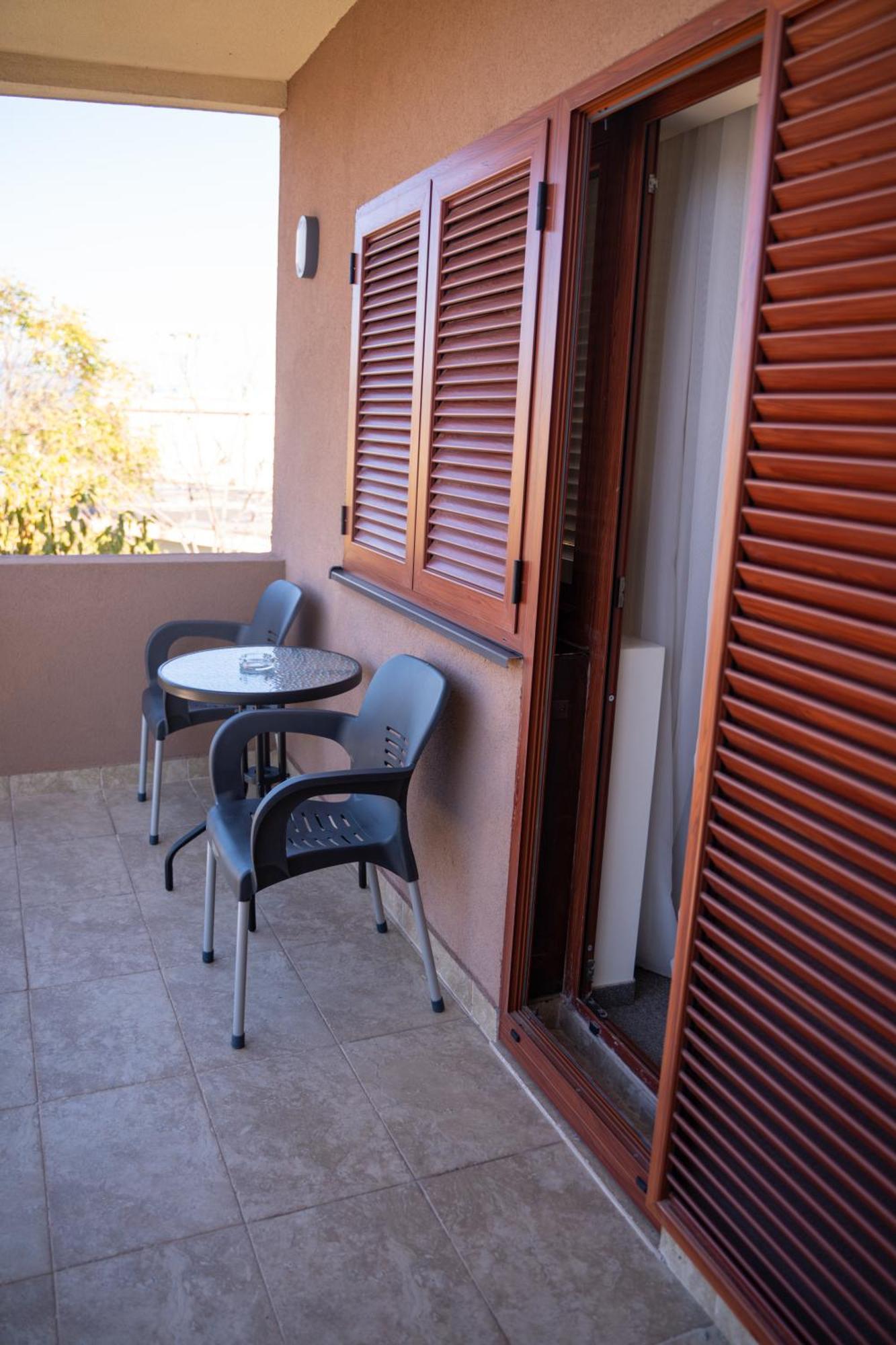 Motel Zeta Lux Mitrovici  Exterior photo